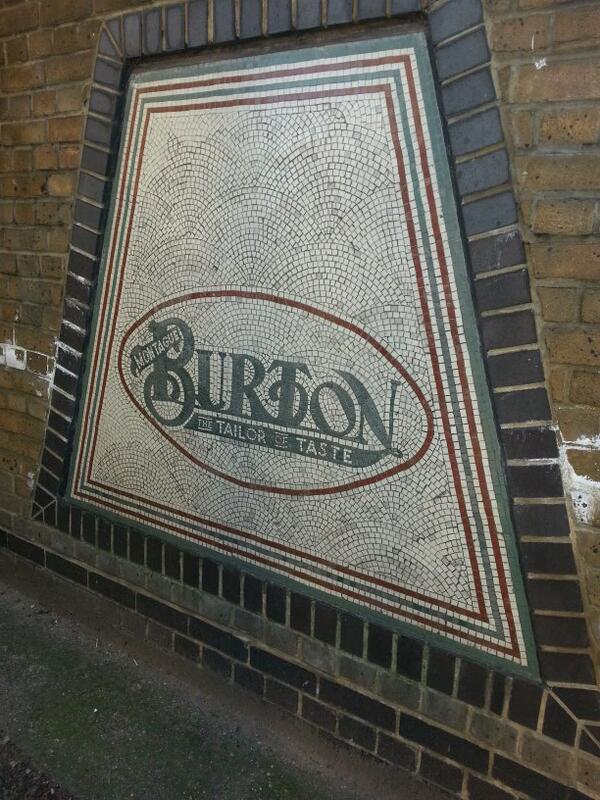 ChristinaStead's tweet image. Beautiful sign - seen on @derelict_london walk earlier. Really interesting day.