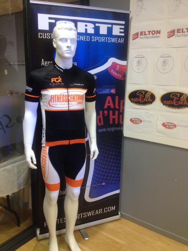 <a href="/FCRoden/">Fitnesscentrum Roden</a> Spinningmarathon Grote opkomst, alles voor Artsen Zonder Grenzen! Met dank aan <a href="/ReneDeRoode/">ReneDeRoode</a>