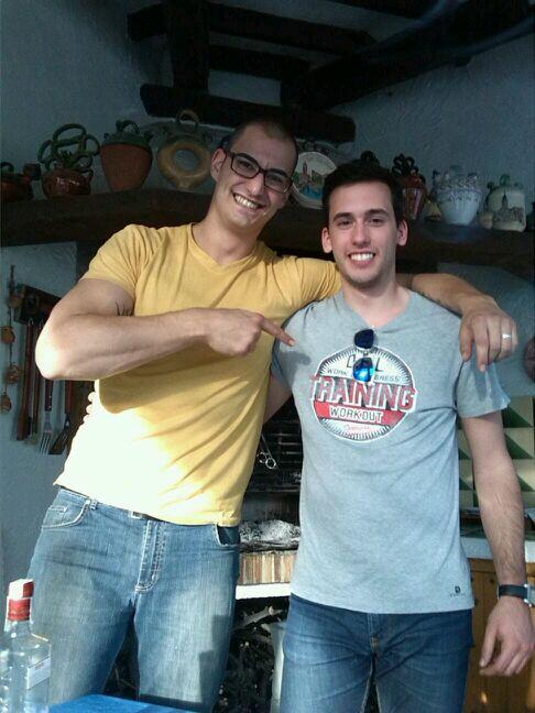 davidarellano85's tweet photo. @ferranrm aqui amb el #jugadormopa http://t.co/aoEpda4X6r