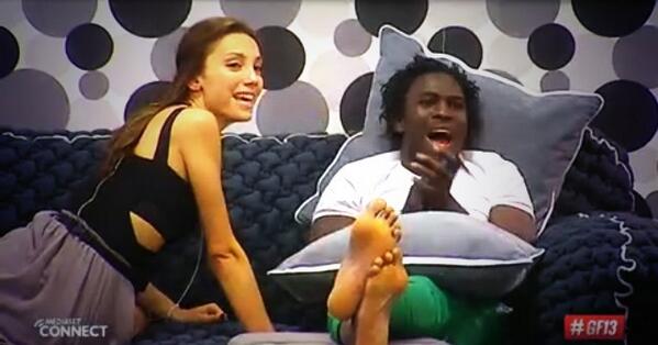 GrandeFratello's tweet photo. PROVA SUPERATA! Grazie all'apporto di #MiaGF e #MicheleGF la bicicletta è stata rimontata. Bravi ragazzi! #gf13 http://t.co/SdoLANzubM