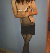 Travestiyim arkadaslar bayan deyilim no women :)