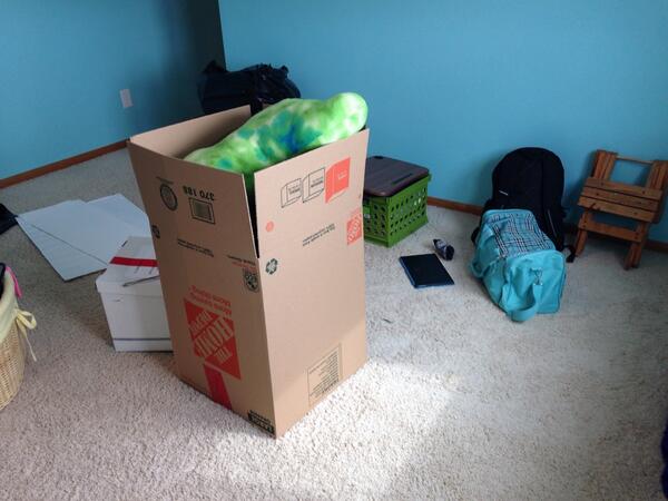 That_RandomChic's tweet image. The last of my stuff from my room