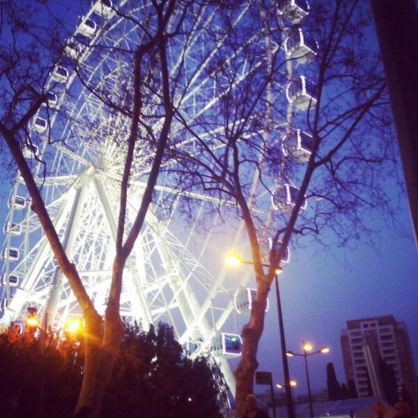 elenlove21's tweet photo. Cafetito con los amorsitos y estas vistas @3_mireia @MuozOrts @laurarodri5 http://t.co/aSZ7rYUS8r