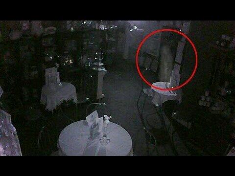 TheHauntedWorld's tweet photo. Ghost caught on camera in an insane asilehm in Ontario http://t.co/cibHljMIlo