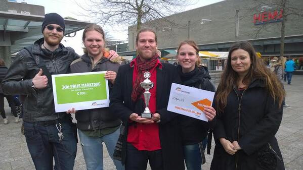 spoilzanimal's tweet photo. Vandaag op de marktdag in Leidschenhage gestaan... en we hebben de 3de prijs gewonnen! HUP SPOILZ!!! http://t.co/3roIyOq1ix