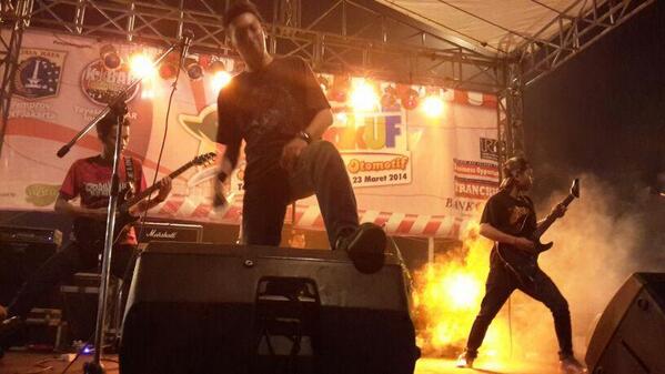 Stage pulo gebang w/ <a href="/brayofficial/">B.R.A.Y</a>