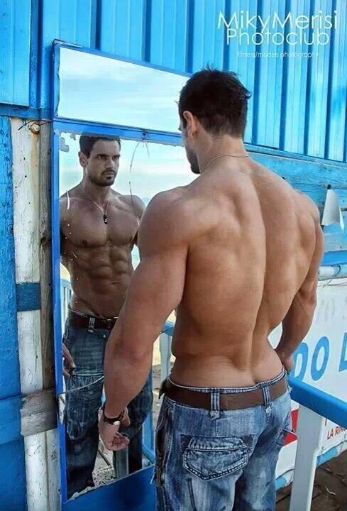 Hunksintrunks1's tweet photo. “@eroticrobert: http://t.co/pfuND0ioRS http://t.co/91Gi093IyS”