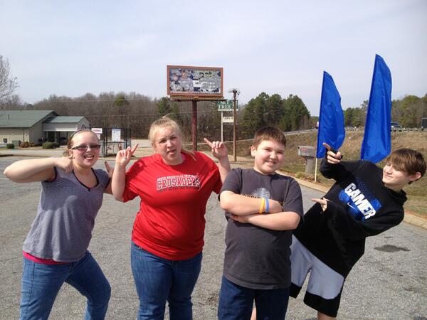 k_rob81's tweet photo. Messed up Billboard...check @marathon_ampd #RIOT2014 http://t.co/HTo40ajVKu