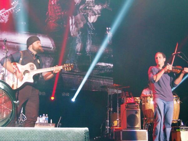 Well <a href="/zacbrownband/">Zac Brown Band</a> are absolutely killing it in the arena tonight @c2cofficial #c2c2014