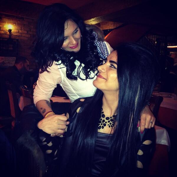 Canım benım dunyam yaaa @Sebnembozdagg