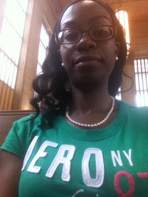 onzoline's tweet image. #girlswhowearglasses #protectivestyling #prettyinpearls #pinkygirls