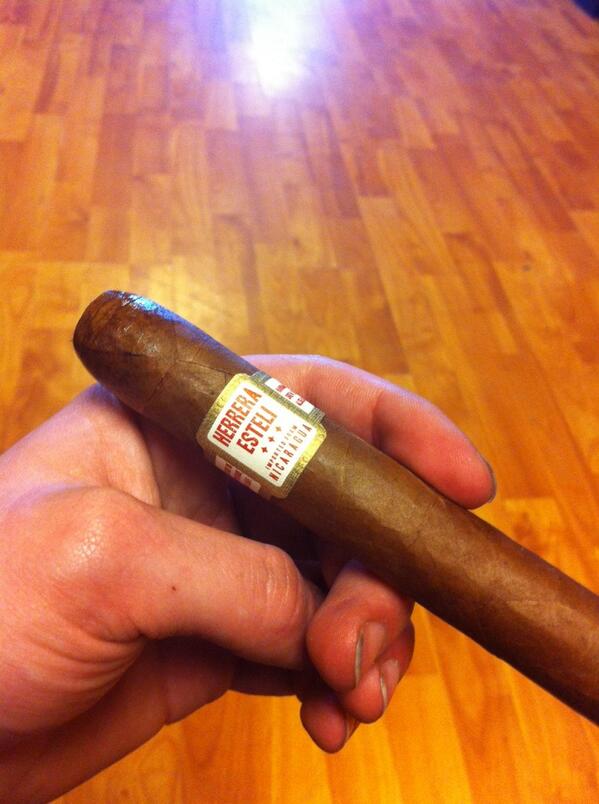 JacobCordray's tweet photo. Enjoying a great cigar @drewestatecigar http://t.co/7WnprsF91D