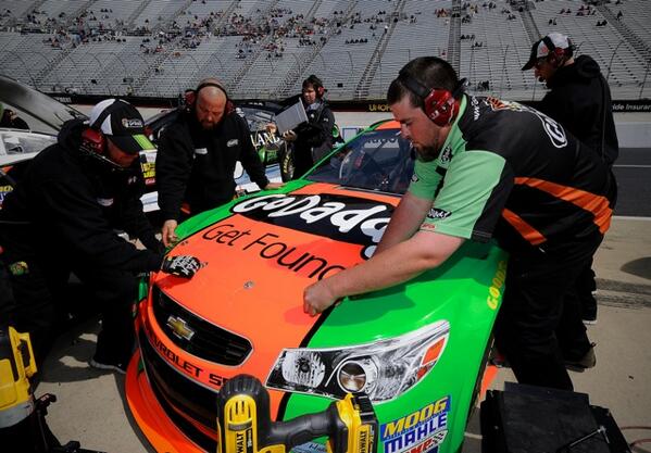 DanicaPatrick's tweet photo. Check out what's going to be on my car this weekend. Wondering about #GetFound http://t.co/fiUG1hl0Su http://t.co/V1bpOTz5aE