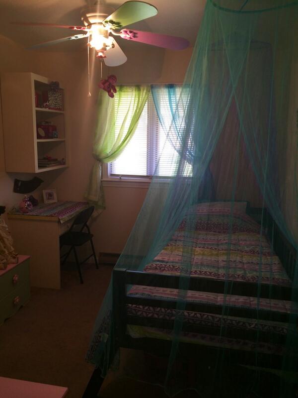 4_Ever_Tina's tweet image. Thanks to @Pinterest I was able to design &amp;amp; decorate my daughters #bedroom! #PostMove🏡 #Triniti💕