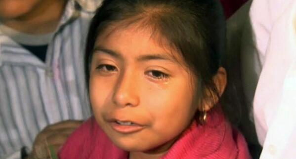 A3Noticias's tweet photo. Una niña mexicana logra que el Papa evite que su padre sea expulsado de EEUU [VÍDEO]
http://t.co/ePxWiadnZK http://t.co/JH9IrC8O7P