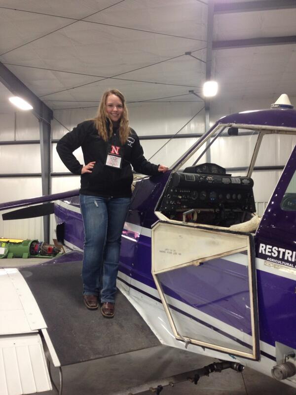 shesAHaus's tweet photo. #whiskeybent #cornheads #sases2014 #Nebraska #cropduster #feedlot #Mizzou #funtimes #greatfriends #media4ag http://t.co/Kks4xeUxH1
