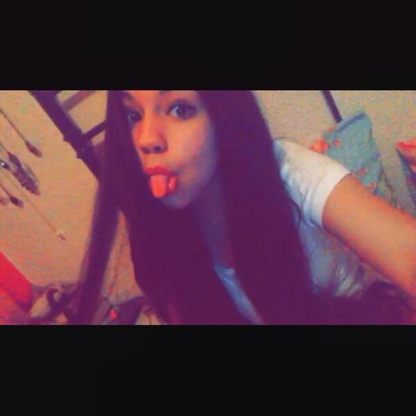😜