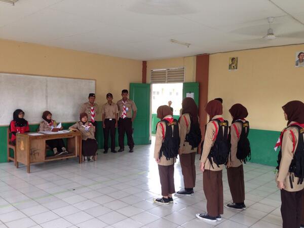 Ka Kwarcab <a href="/IsnawaAdji/">isnawa adji</a> meninjau lomba pramuka di jakarta barat cc: @jokowi_do2 <a href="/sylvianamurni/">Sylviana Murni</a> <a href="/basuki_btp/">Basuki T Purnama</a>