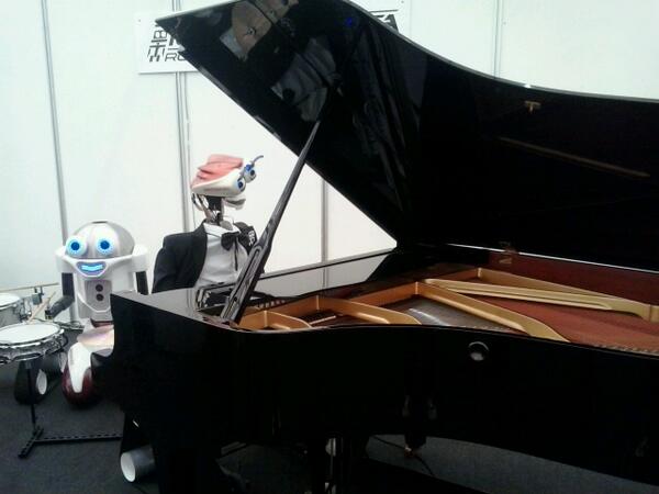 vs_AR's tweet image. Robot and makers from Milan | #robotmakers