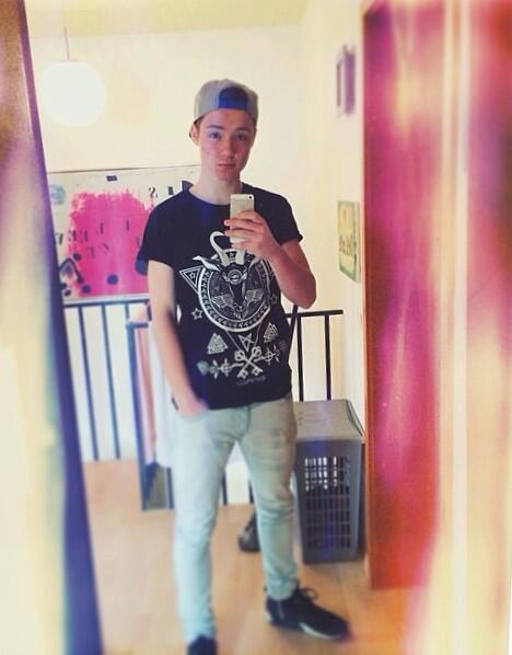HeikoLochmann_'s tweet photo. Was macht ihr heute noch so? Wir drehen gerade für nächsten Samstag 👌 http://t.co/CxVyUCNmgG
