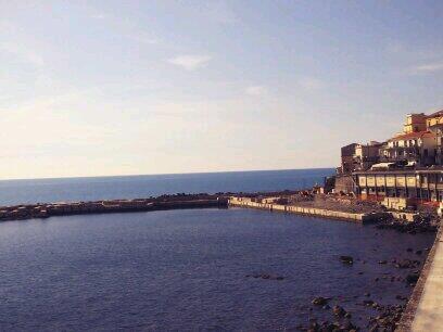 GaspareGuzzo's tweet photo. Un saluto dalla mia terra. Ecco un bellissimo scorcio del lungomare di #Diamante perla del tirreno #Calabria #Cosenza http://t.co/frDeE0ko1k