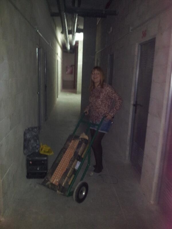 carmencris1's tweet photo. Que biem se te da la carretilla!! Jaja gracias @mirita56ft jajaja http://t.co/llAEr6za4f
