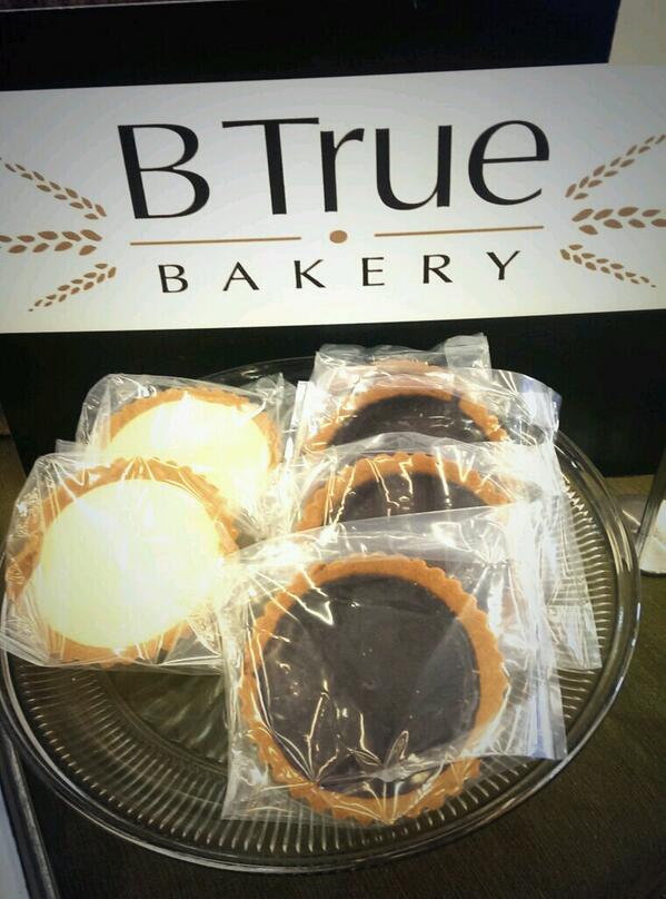 Back home in Oak Park for a visit. St. Giles Church Indoor Market till 1 pm. Our last Indoor Market of the season!
