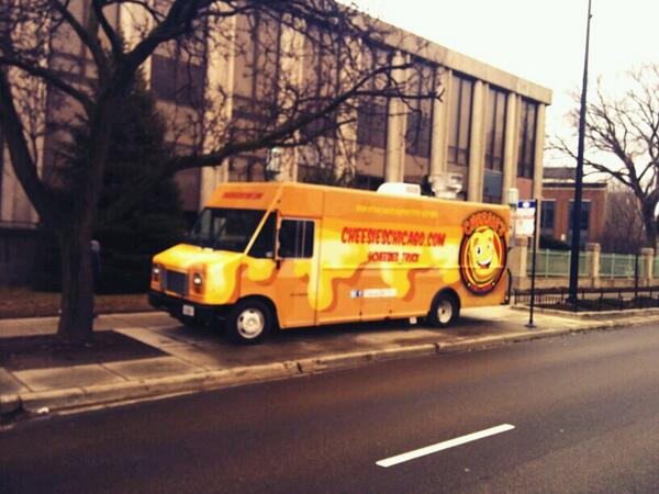 Cheesies_Truck's tweet photo. The Cheesies truck is at Loyola and Sheridan. @RelayForLife @LoyolaChicago @CheesiesChicago @redeyechicago #ftf http://t.co/HWc6czUr1F