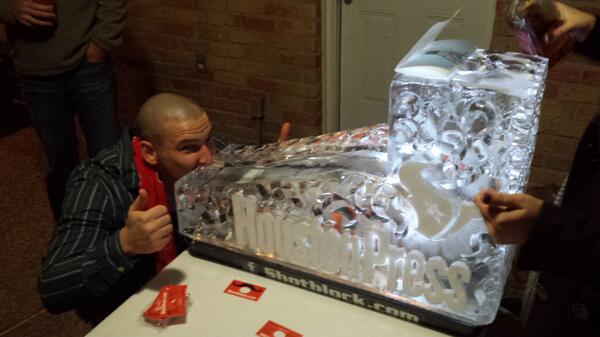 iceshotblocks's tweet image. @THEColoradoBar Celebrate your 25th Anniversary with a #shotblock