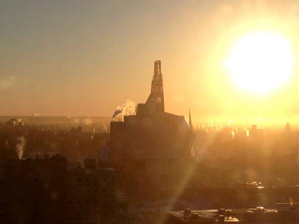 Can't get enough of the sun rises in Winnipeg #humanrightsmuseum