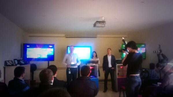 dxukraine's tweet image. Дмитрий Турчин, Наталья Бурлакова и Андрей Бурлуцкий рассказывают о плюсах взаимодействия Azure, O365 и W8.1 #msswit