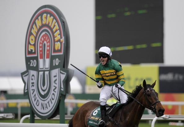 grandnational's tweet image. Win 2x2 tickets to the 2014 Grand National. Follow @grandnational &amp;amp; RT to win! Draw 1st April at 5pm. #GrandNational