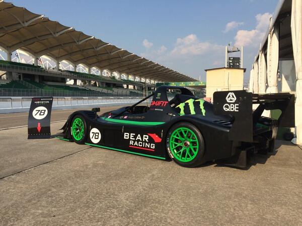 pecallow's tweet image. Can I get a retweet for support @MBrundleF1 @JensonButton Starting on pole at tmrws MSS A race at Sepang. Come say hi