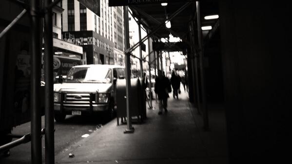 vandey01's tweet photo. Walking to work. #multiphoto #multitag http://t.co/C2yhwoRIO2