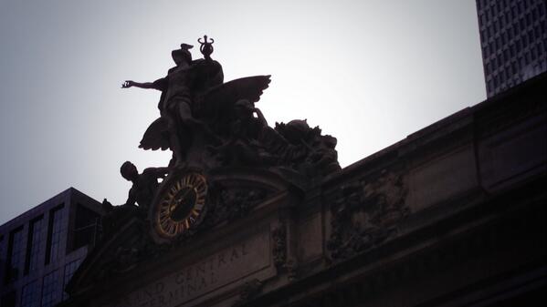 vandey01's tweet photo. Walking to work. #multiphoto #multitag http://t.co/C2yhwoRIO2