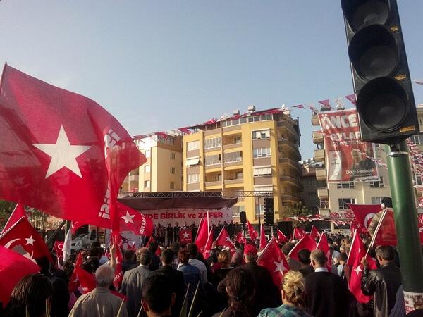 Defne kararını verdi.Kardeşlik için Mühür Yıldıza.