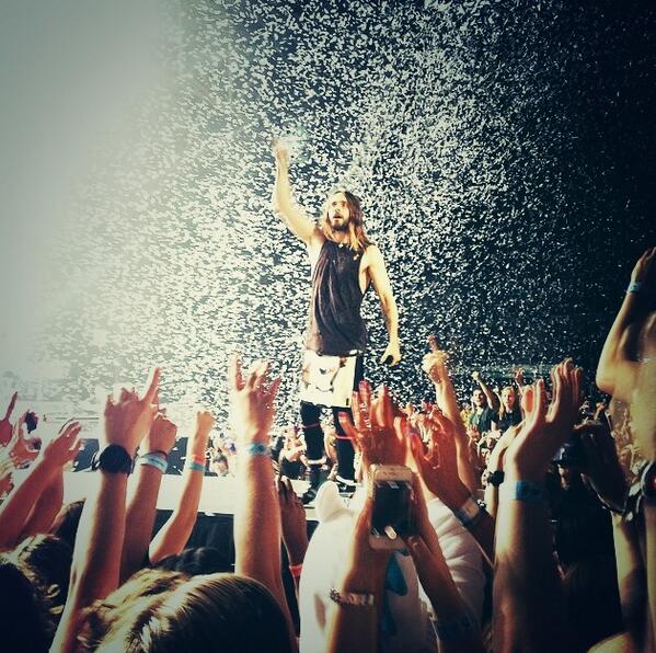 ippy's tweet photo. Holy shit. incredible night @JaredLeto flawless voice! Thanks for a wonderful night in Melbourne! @30SECONDSTOMARS http://t.co/ToybN44I4Z