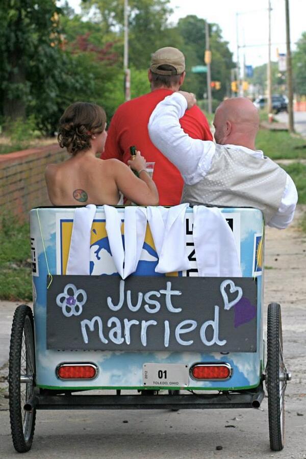 Want something different for your wedding this year? why not rent a Pedicab? Fun in the sun and plenty of leg room.