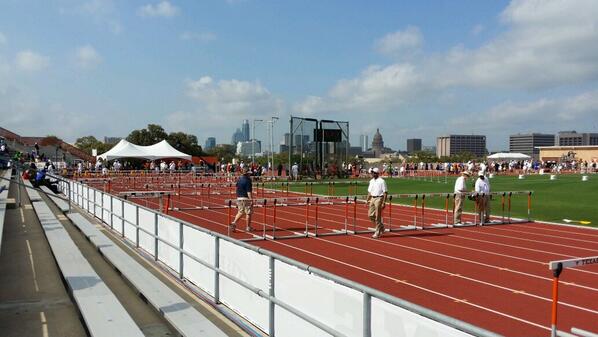 Claflin U Track tweet media