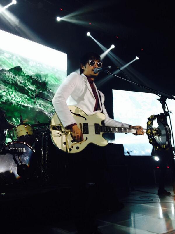 ColgatePH's tweet photo. It's all about You and Me. @callalilyband #ColgateFreshJam http://t.co/MCvmuj30yW