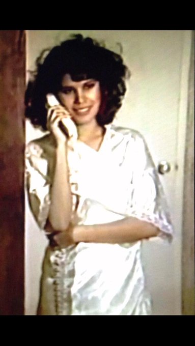 Talking on the phone again in another old flick... before #iphone #FlashbackFriday http://t.co/cT5IG<a href="/tag/flashbackfriday"class="tags"><span>#flashbackfriday</span></a><a href="/tag/iphone"class="tags"><span>#iphone</span></a>