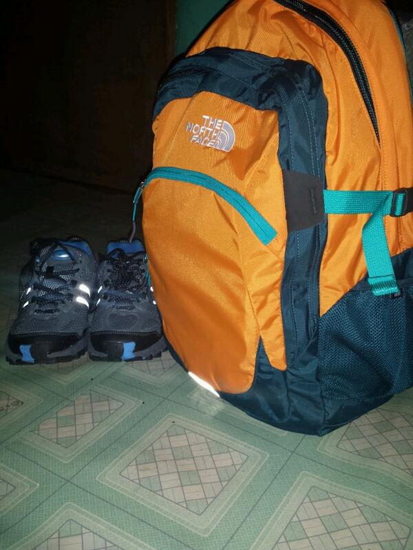 iam_plus2012's tweet image. All my bags are packed.. I'm ready to go. #layas #hiking #weekend