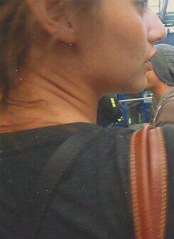 iDeleanorrie_'s tweet photo. #RARE Elounor at the airport in 2012 http://t.co/M1BprmdaFn