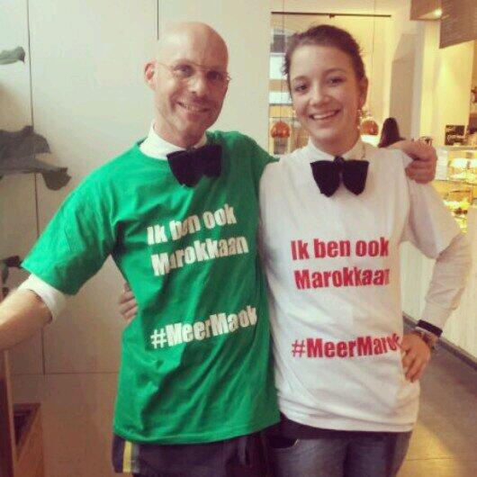 Het personeel van koffiezaak <a href="/BarbetonUtrecht/">Bar Beton Utrecht</a> is ook Marokkaans vandaag! #MeerMarok #utrecht