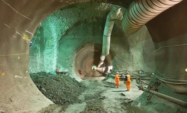 London, under ground: inside <a href="/Crossrail/">Ewan</a>, Europe's largest engineering project po.st/xg78aw #longreads