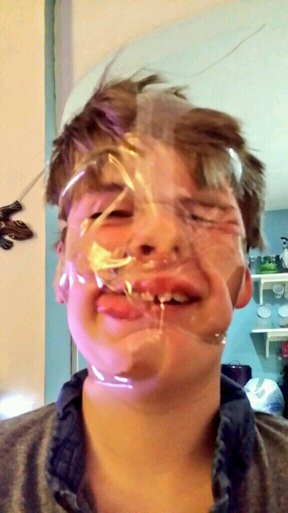 AlanBennie's tweet image. @expressionister then Scott had a go! #sellotapeselfie