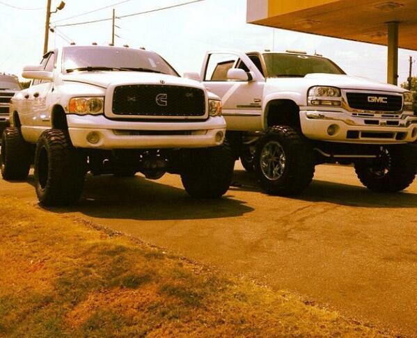 Lifted Trucks tweet media