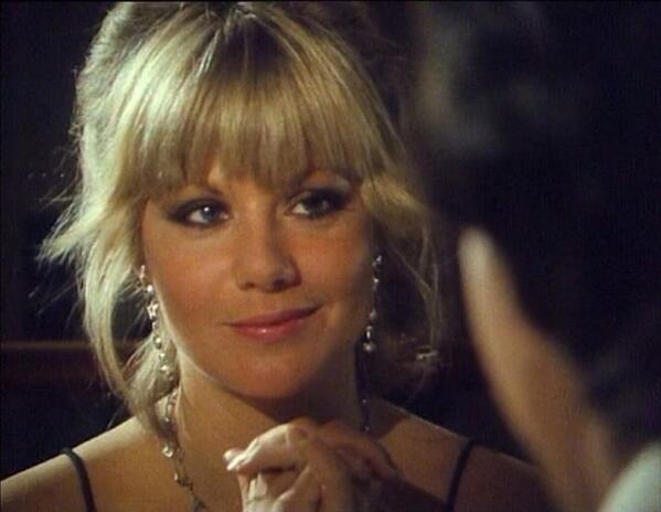 amandabeeden's tweet image. @MsGlynisBarber Did you see you are now able to tweet 4 pics at once &amp;amp; tag like on Instagram?! #keepsnapping! 😉