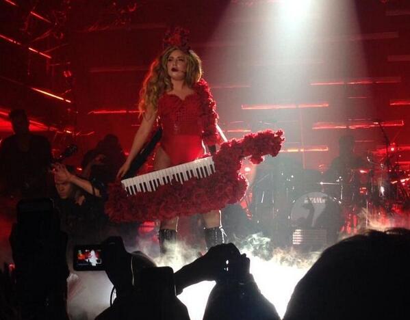 Concierto >> Roseland Ballroom [28-31/03/14 - 2-7/04/14] - Página 5 Bj27TwfCUAAPWP3