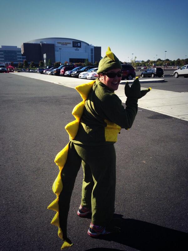 mdkohn's tweet photo. @RockMyRun I ran as a dinosaur! RAWR!! http://t.co/I7kvtWXxW1
